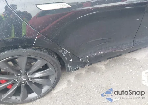 2016 Tesla Model S 90D/P100D/P85D/P90D z USA, uszkodzony, nr VIN 5YJSA1E45GF142296